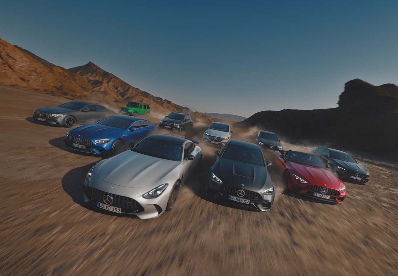 Gamma di modelli Mercedes-Benz AMG nel deserto Prestazioni di Mercedes-Benz AMG in pista e in strada.