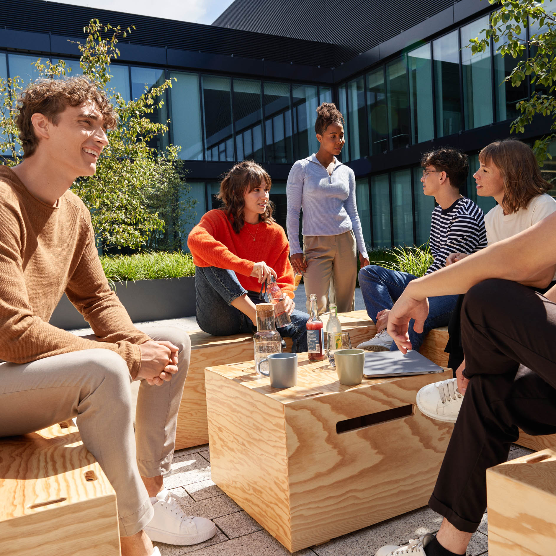 Mercedes-Benz Benefits Mercedes-Benz Benefits